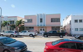 Island House South Beach (Adults Only)